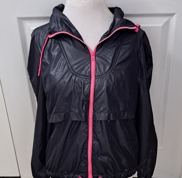 Old Navy Women's Black Windbreaker    Size M/L - Picture 1 of 12